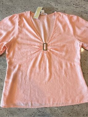 Michael Kors Peach V-Neck Short Sleeve Top with Center Buckle
